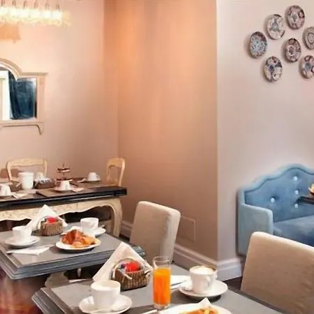 Vivaldi Luxury
