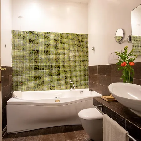 Vivaldi Luxury 3* Rome