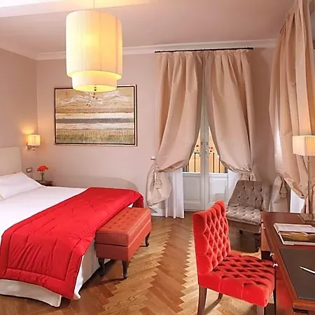 Hotell Vivaldi Luxury 3*