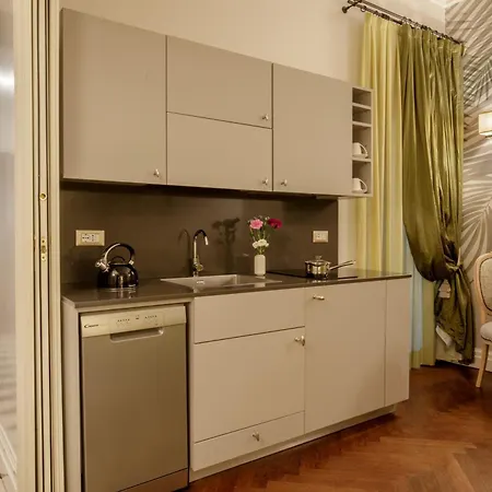 Vivaldi Luxury Hotel Rome