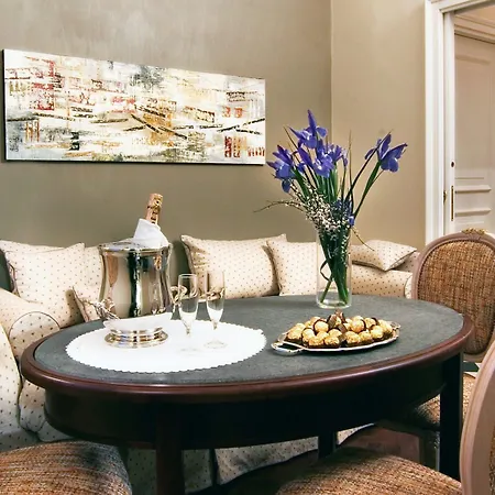 Vivaldi Luxury
