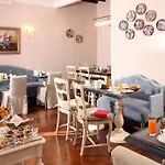 Vivaldi Luxury فندق