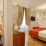 Vivaldi Luxury 3*