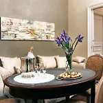 Vivaldi Luxury فندق 3*