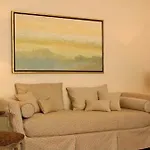 Vivaldi Luxury فندق 3*