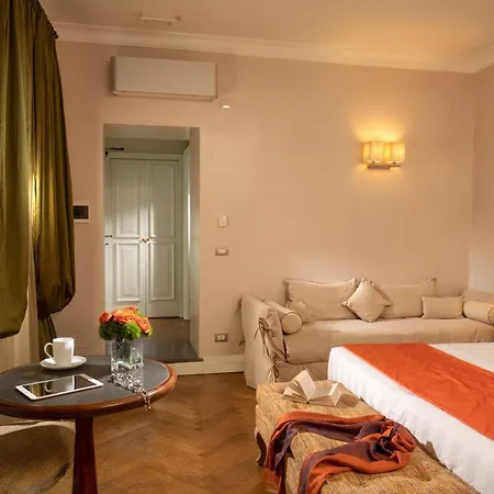 Vivaldi Luxury 3* רומא