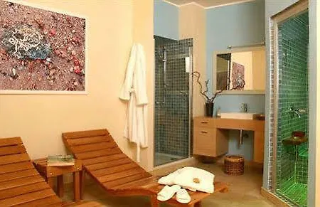 Vivaldi Luxury מלון